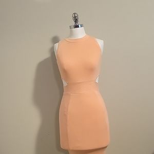🔥Peach Guess dress 👗